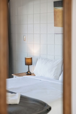 Imagen de la habitación del Hotel Roselands Motel. Foto 5