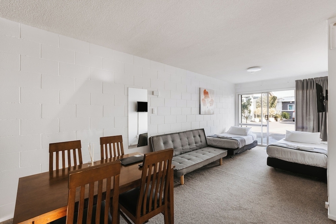 Imagen de la habitación del Hotel Roselands Motel. Foto 6