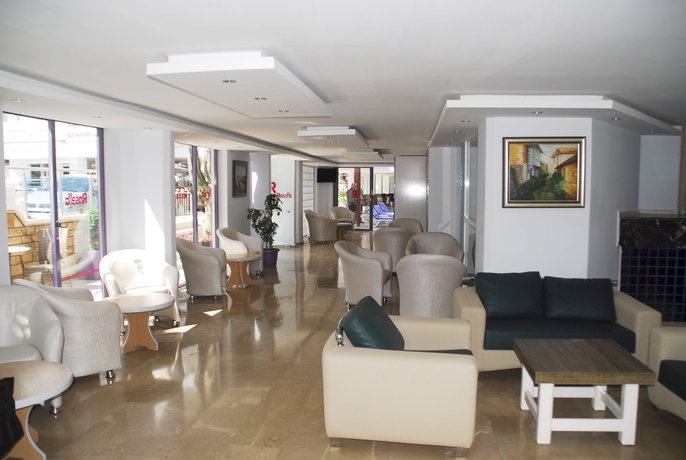 Imagen de los interiores del Hotel Rosella Hotels. Foto 15