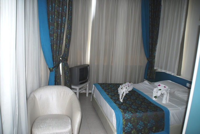 Imagen de la habitación del Hotel Rosella Hotels. Foto 6