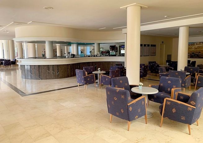 Imagen de los interiores del Hotel Rosella affiliated by Intelier. Foto 15