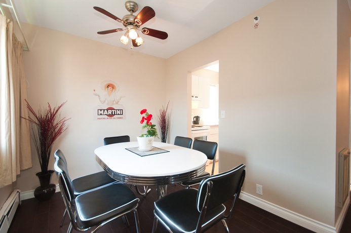 Imagen de la habitación del Hotel Rosellen Suites At Stanley Park. Foto 3