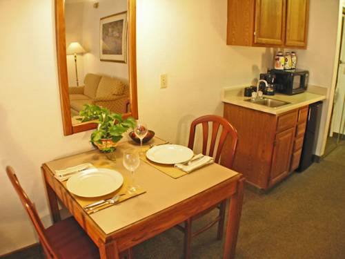 Imagen de la habitación del Hotel Rosemont Suites. Foto 5