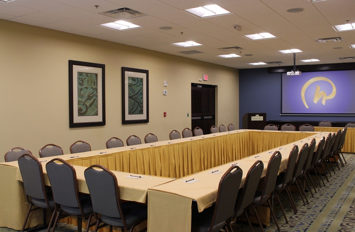 Imagen de los interiores del Hotel Rosen Inn At Pointe Orlando. Foto 10