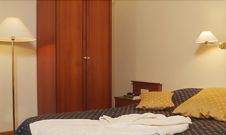 Imagen de la habitación del Hotel Rosenburg. Foto 2