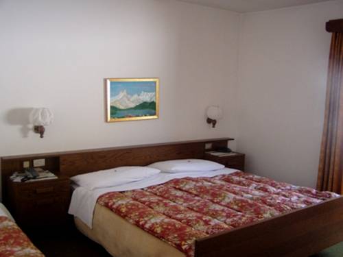 Imagen de la habitación del Hotel Rosengarten, Dobbiaco. Foto 15