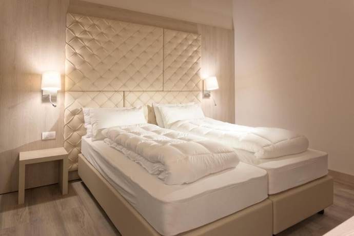 Imagen de la habitación del Hotel Rosengarten, Patascoss. Foto 13