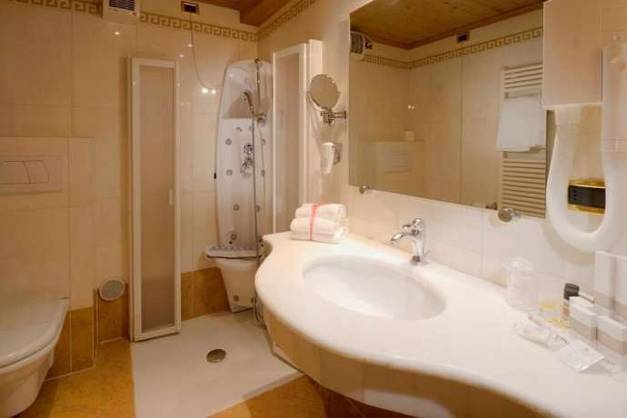 Imagen de la habitación del Hotel Rosengarten, Patascoss. Foto 15