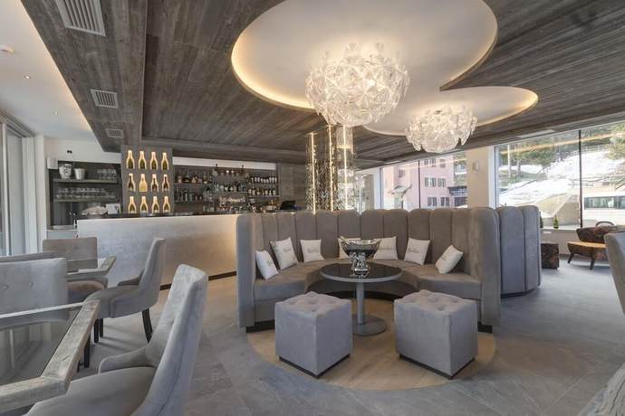 Imagen del bar/restaurante del Hotel Rosengarten, Patascoss. Foto 3