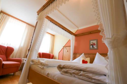 Imagen de la habitación del Hotel Rosenhof Murau. Foto 7