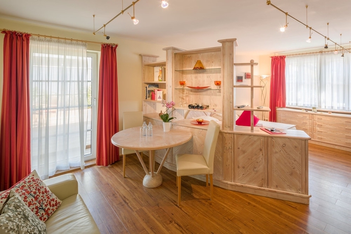 Imagen de la habitación del Hotel Rosenvilla. Foto 7