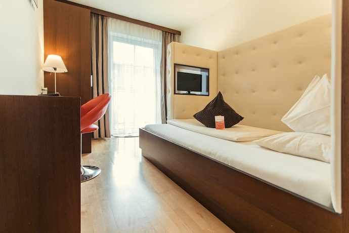 Imagen de la habitación del Hotel Rosenvilla. Foto 9