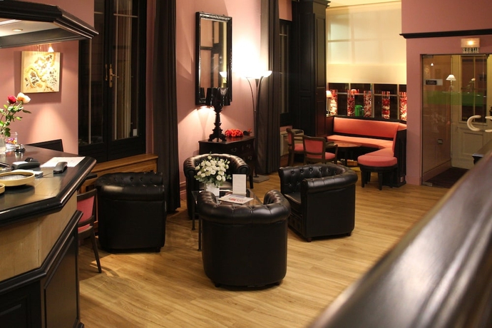 Imagen de los interiores del Hotel Roses, Estrasburgo. Foto 17