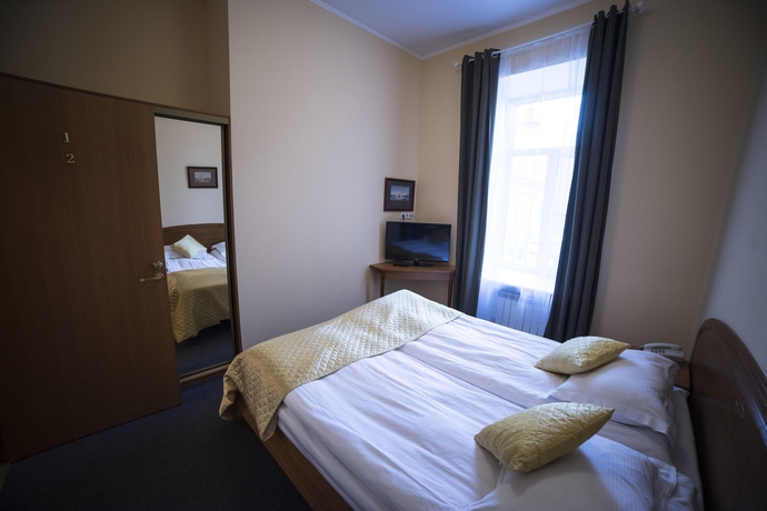Imagen de la habitación del Hotel Roses, San Petersburgo. Foto 7