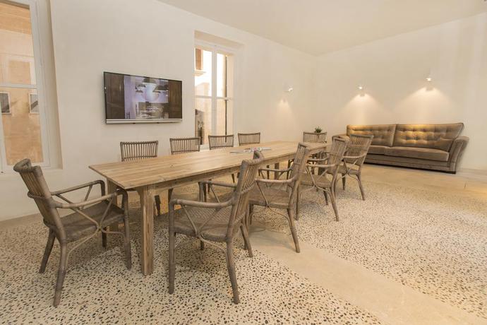 Imagen de los interiores del Hotel Roset&oacute; by Petit Palace. Foto 22