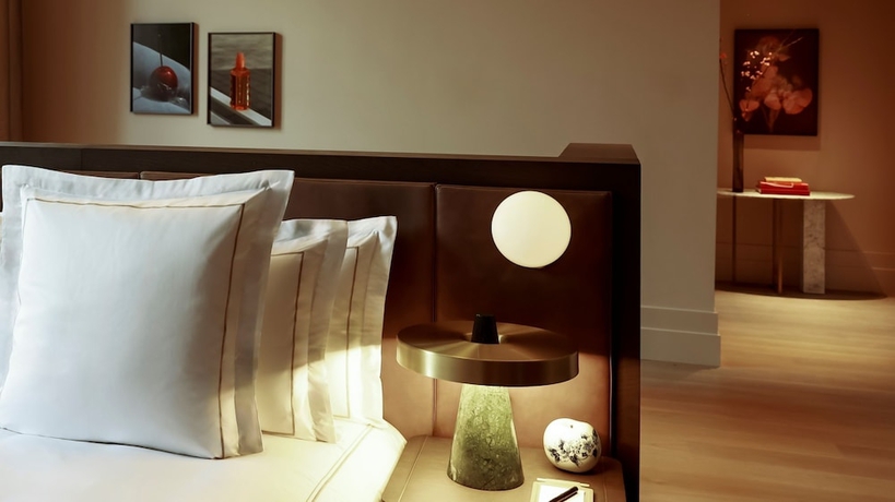 Imagen de la habitación del Hotel Rosewood Amsterdam. Foto 5