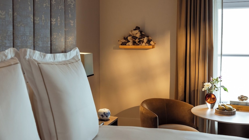 Imagen de la habitación del Hotel Rosewood Amsterdam. Foto 11