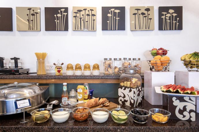 Imagen del bar/restaurante del Hotel Rosewood Apartment - Gurgaon. Foto 3