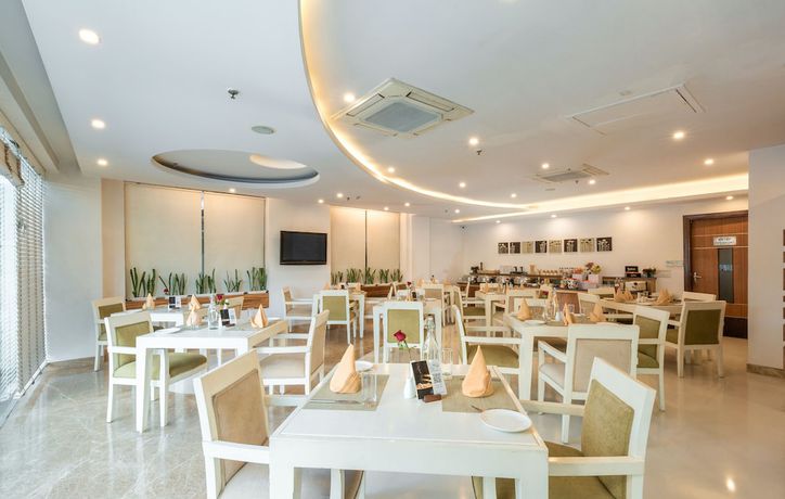 Imagen del bar/restaurante del Hotel Rosewood Apartment - Gurgaon. Foto 6