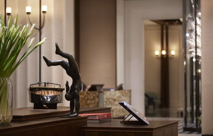 Imagen de los interiores del Hotel Rosewood Hong Kong. Foto 16