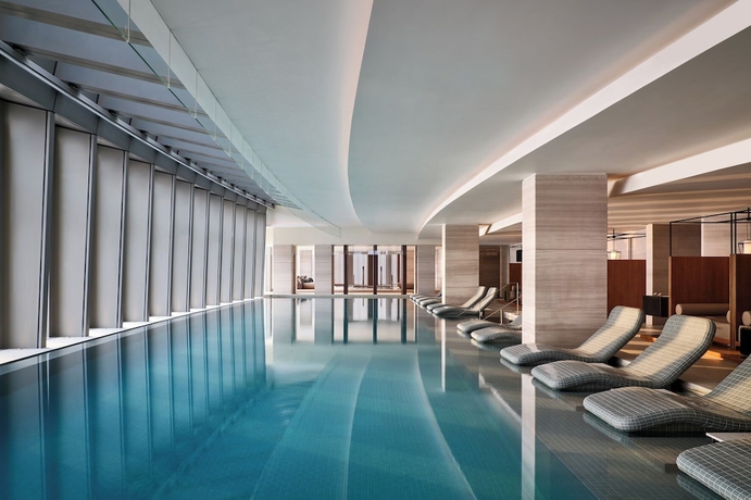 Imagen de la piscina del Hotel Rosewood Residence Guangzhou. Foto 15