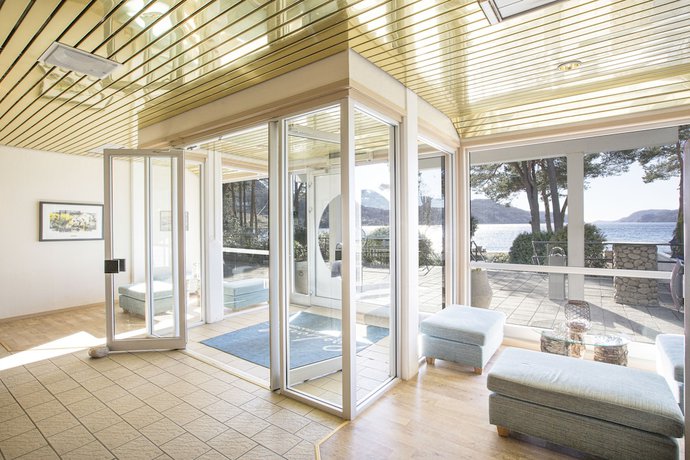 Imagen de los interiores del Hotel Rosfjord Strandhotell. Foto 20