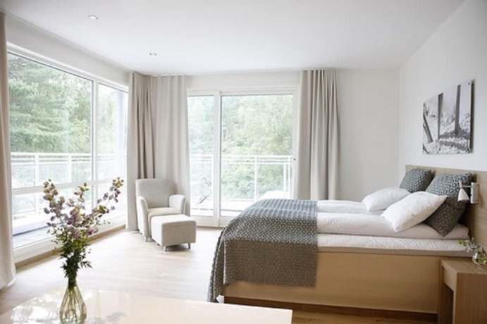 Imagen de la habitación del Hotel Rosfjord Strandhotell. Foto 17