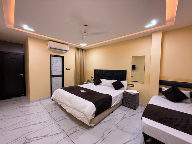 Imagen de la habitación del Hotel Roshan. Foto 5