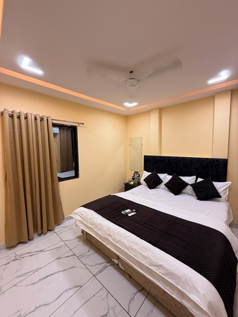 Imagen de la habitación del Hotel Roshan. Foto 9