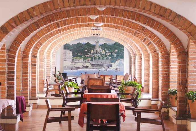 Imagen del bar/restaurante del Hotel Rosita. Foto 2