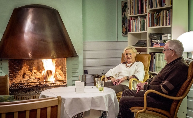 Imagen de los interiores del Hotel R&oslash;dvig Kro Og Badehotel. Foto 17