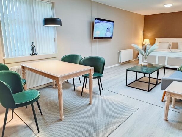 Imagen general del Hotel R&oslash;nnes. Foto 6
