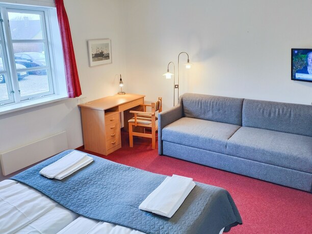 Imagen general del Hotel R&oslash;nnes. Foto 8