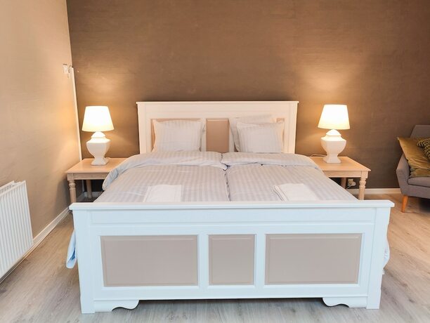 Imagen general del Hotel R&oslash;nnes. Foto 9