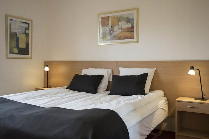 Imagen de la habitación del Hotel R&oslash;nnes. Foto 21