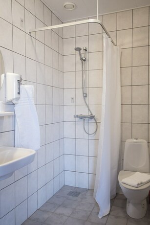 Imagen de la habitación del Hotel R&oslash;nnes. Foto 23