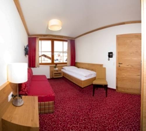 Imagen de la habitación del Hotel Roslehen. Foto 10