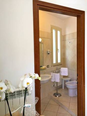 Imagen de la habitación del Hotel Rosmarina. Foto 14