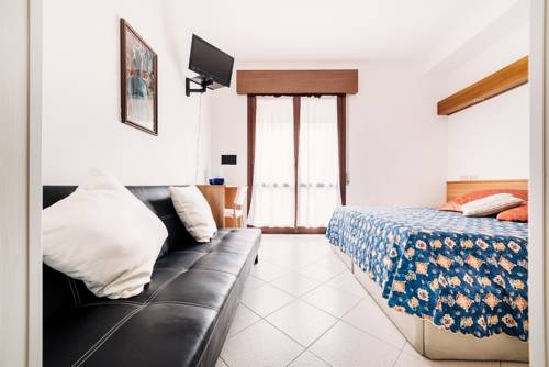 Imagen de la habitación del Hotel Rosmary. Foto 3