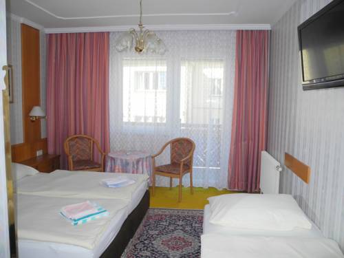 Imagen de la habitación del Hotel Rosner. Foto 3