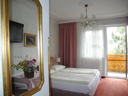 Imagen de la habitación del Hotel Rosner, Gablitz. Foto 10
