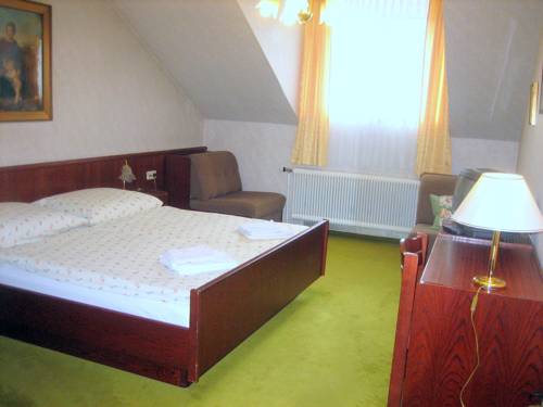 Imagen de la habitación del Hotel Rosner, Gablitz. Foto 11