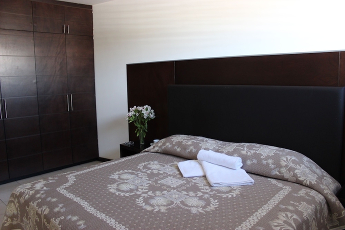 Imagen de la habitación del Hotel Ross Morelia. Foto 4