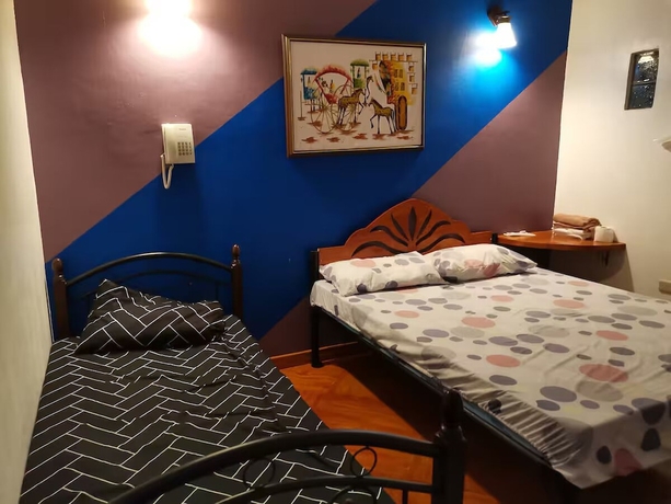 Imagen de la habitación del Hotel Ross Rose Budget. Foto 1