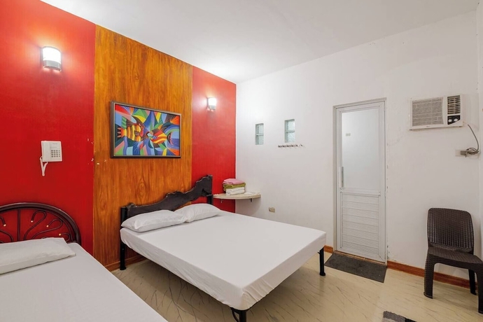 Imagen de la habitación del Hotel Ross Rose Budget. Foto 3
