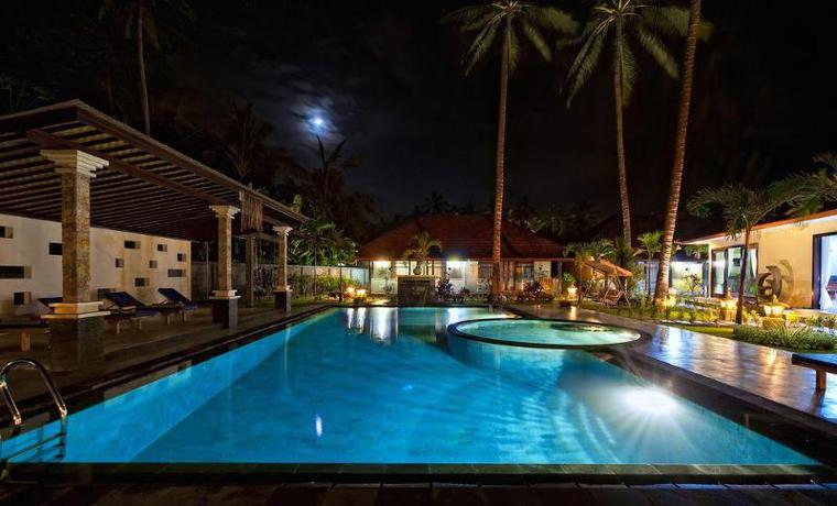 Imagen de la piscina del Hotel Rossa Garden. Foto 26