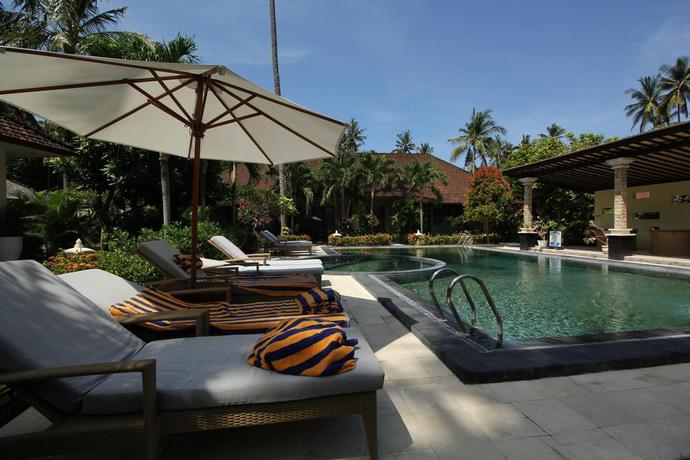 Imagen de la piscina del Hotel Rossa Garden. Foto 28