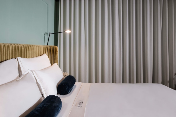 Imagen de la habitación del Hotel Rosselli AX Privilege. Foto 11