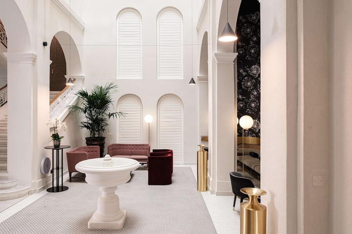 Imagen de los interiores del Hotel Rosselli AX Privilege. Foto 16