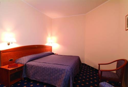 Imagen de la habitación del Hotel Rossi, San Marino. Foto 15